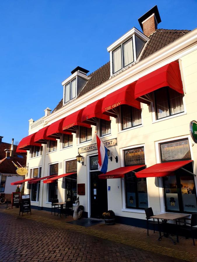 Hotel Restaurant 'T Heerenlogement ฮาร์ลิงเงน ภายนอก รูปภาพ